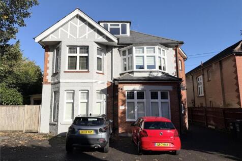 2 Bedroom Flat in BH4 8EY