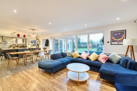 1388379-8-69403cb...