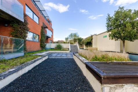 Roof Garden 2.jpg