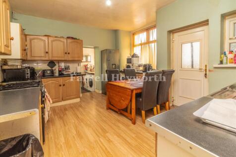 Kitchen Diner image