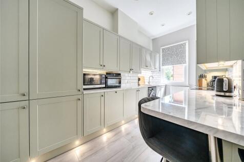 Kitchen/Breakfast Rm