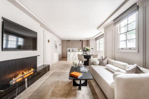 LONG LET. Set within a beautiful conversion in Lancastere Gate, this immaculate 2 bedroom duplex apartment features a stunning blend of modern and contemporary interiors, open plan living and 2 fabulo