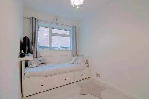 Bedroom - Windy Arbour - Matt Clinton EweMove Keni