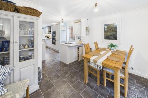 CAM01995G0-PR0365-STILL022