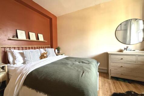 MOrant bedroom.jpeg