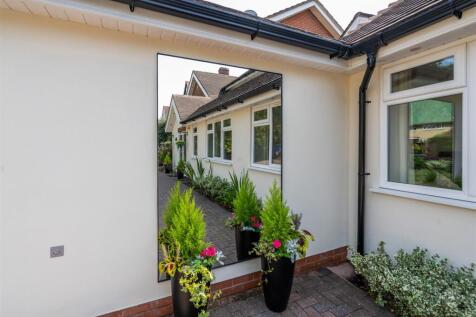 108 Silhill Hall Road_8.jpg