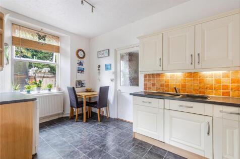 A12 - Bridge Road Torquay, Olivet - 250814.jpg