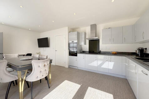Kitchen/Dining ro...