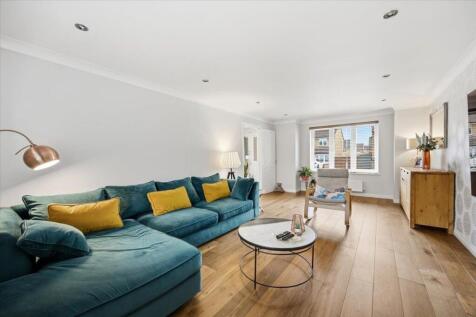 13-14_LEECHMAN_GARDENS_BISHOPBRIGGS_013.jpg