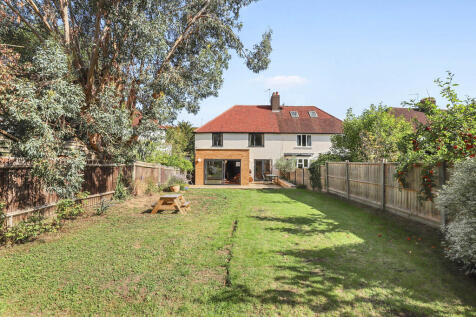 63 Auckland Road,...