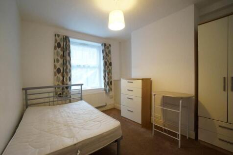 3 Bedroom House in LL57 1BG