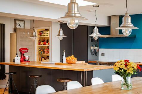 Living Room/Dining Room/Kitchen (5)