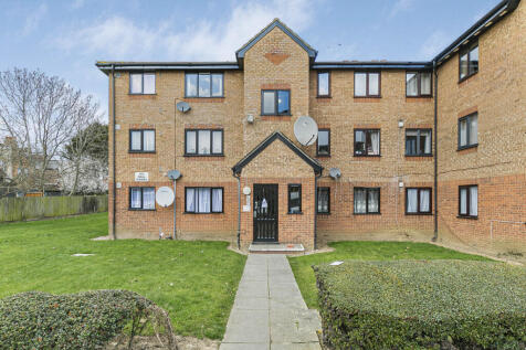 One Bedroom Ground Floor Apartment