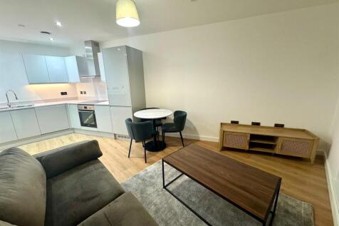 Lounge pic 1.jpeg