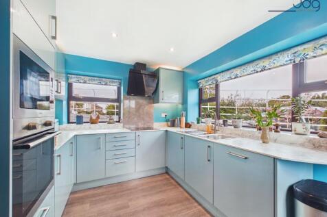 Kitchen overlooking the garden