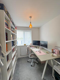 4flr83744 (24)_edited.jpg