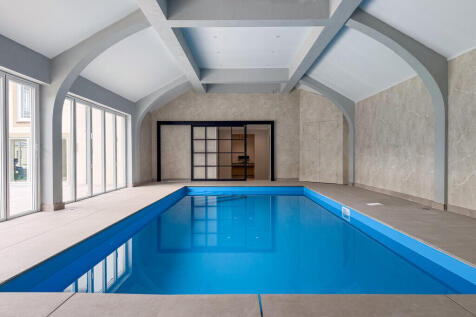 Rockingham pool