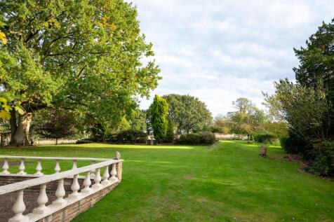6 bed, 7 bath Detached in Birmingham - Photo 38