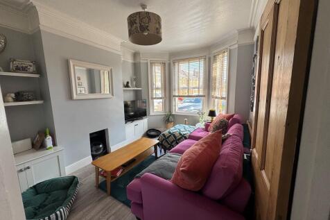 17 Caxton Gardens...