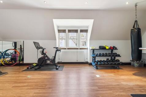 8 bed, 7 bath Detached in Glasgow - Photo 56