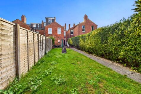 CAM05192G0-PR0144-STILL019