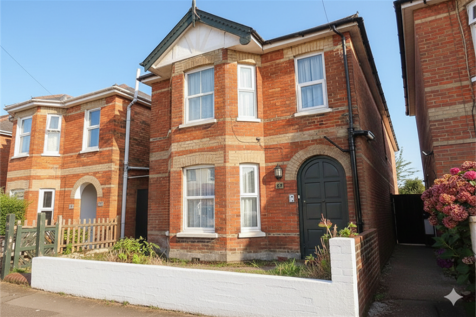 5 Bedroom House in BH9 1AX