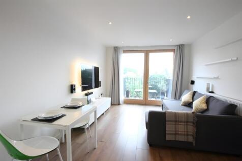 309CompassHouseLivingRoom