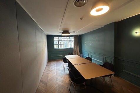 private dining room split into two.jpg