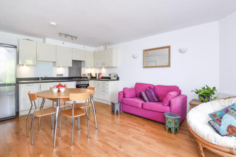 Living / Kitchen