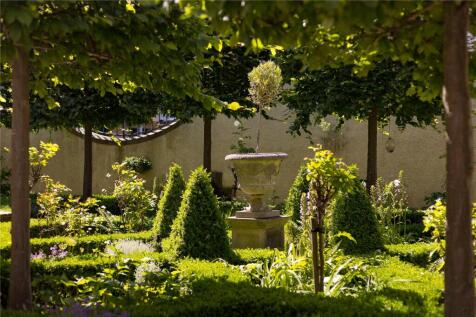 10 bed, 6 bath Detached in Edinburgh - Photo 50