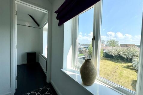 FIRST FLOOR STAIRS AND LANDING