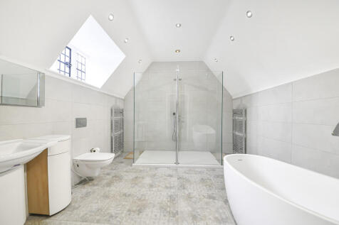 6 bed, 4 bath Detached in Birmingham - Photo 27