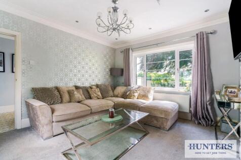94395_White House Selby Road Camblesforth (11) - C