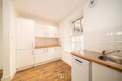 22A ROSEANGLE DD1 4LR 240725 EDIT (23 of 43).jpg