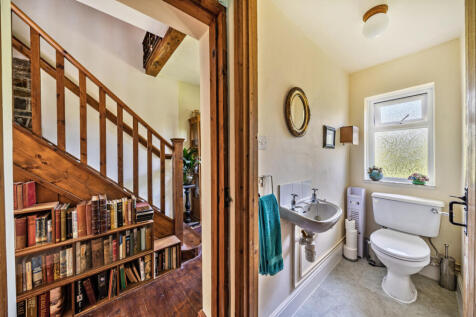 27-681cd9149387f-...