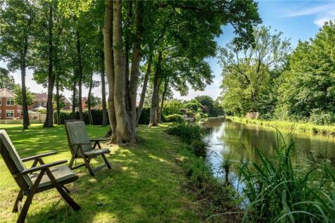 Canal Frontage