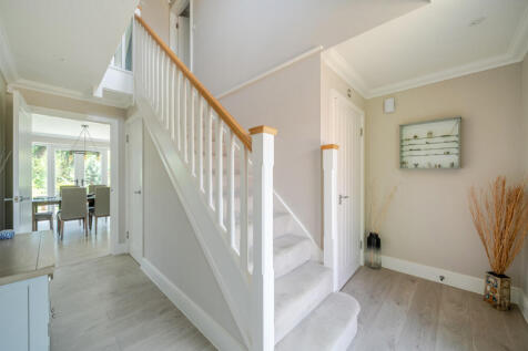 1346719-1-68c1533...