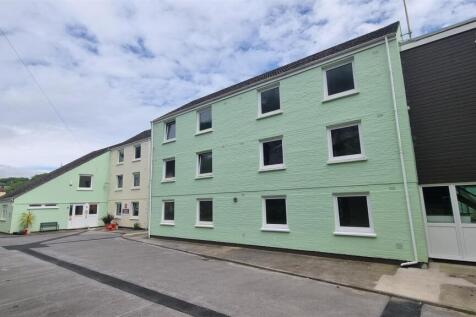 Haven Court - Front 1.jpg