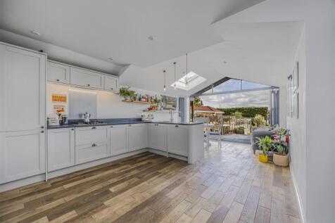 52 Mill Road, Denmead-PorticoMarketing-SoldBy-32.j