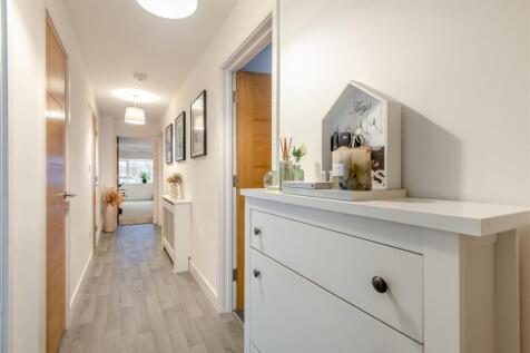 8674495-interior14.jpg