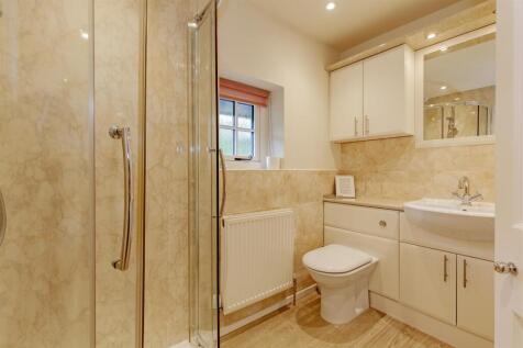 Station House - Bedroom 1 En Suite