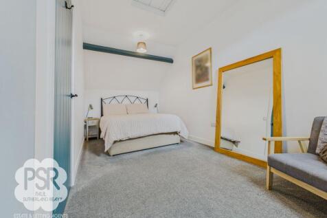 Annexe Main Bedroom