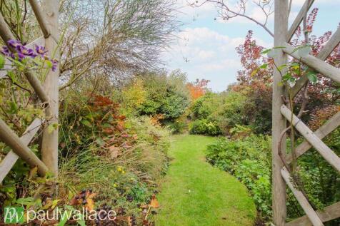 140&#39; Rear Garden