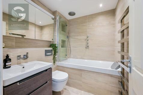Huntsmoor Road West Ewell, Epsom, KT19 0JH