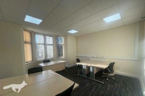 Office: > 7 desks