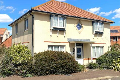 2 Northcliffe - Front2.jpg