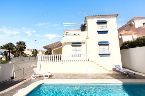 Villamartin Villa with pool