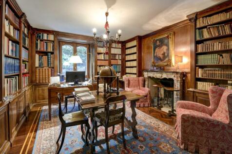 Renovated period vil