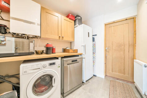 22-681dee726c25f-...