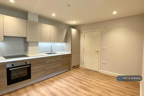 2 Bedroom Flat in BH1 3LJ